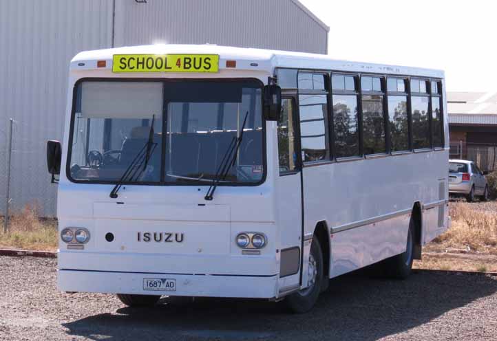 Jacobsons Isuzu ECR570S Centurion 1